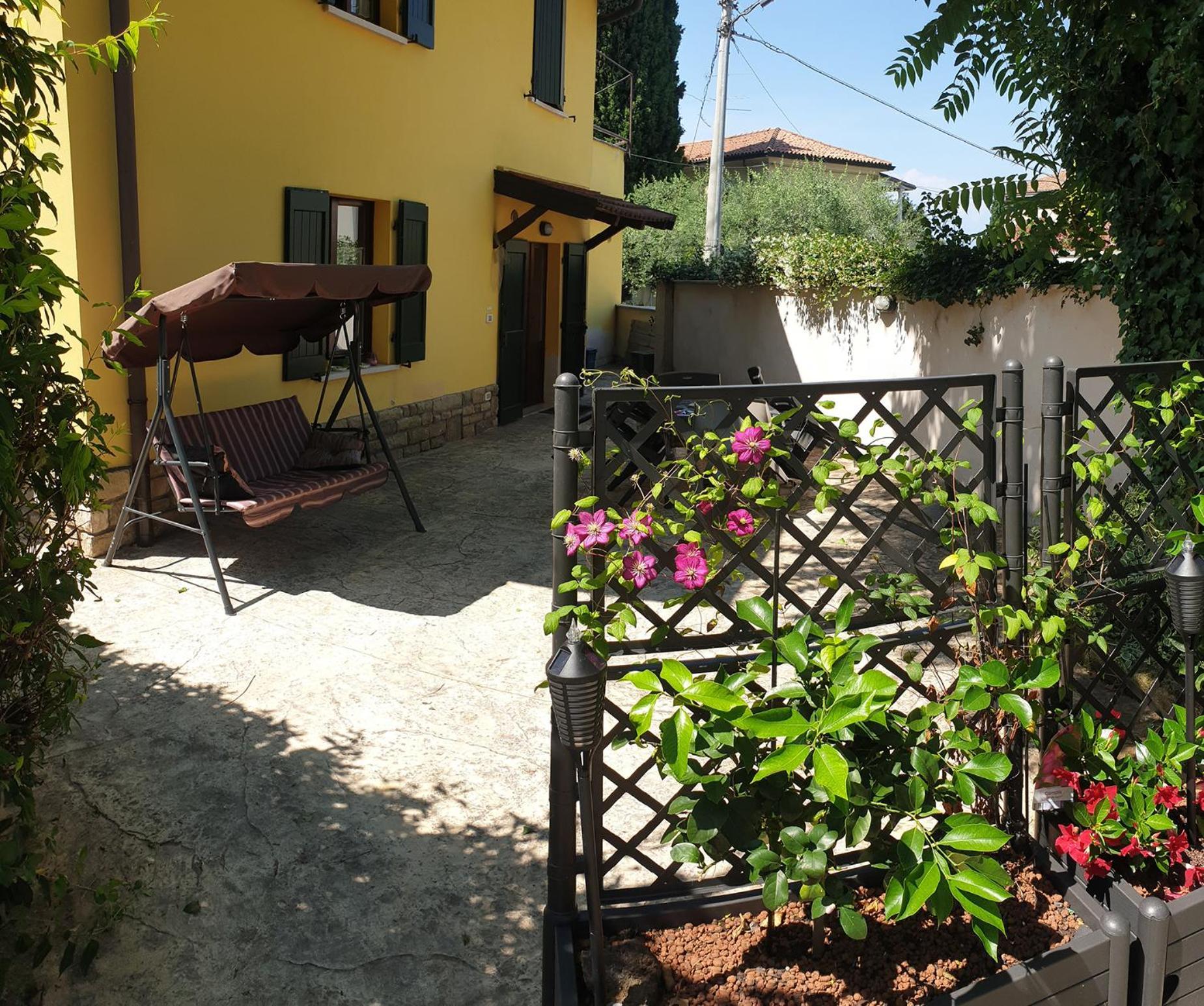 Casa Vacanza&Suite Joy Peschiera del Garda Exterior foto